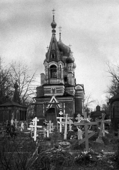 Церковь святого праведного Иова Многострадального на Волковском кладбище Санкт-Петербурга Церковь святого праведного Иова Многострадального на Волковском кладбище Санкт-Петербурга